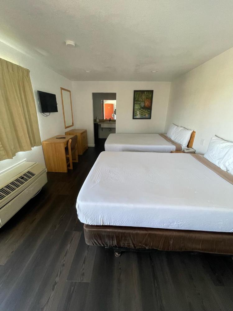 Budget Double Room- Smoking interior